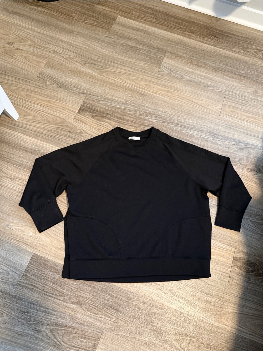Zenana Outfitters Black Boxy Crewneck Sweatshirt
